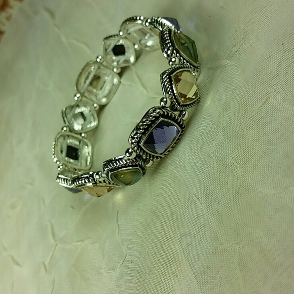 Bracelet Silver tone .5" wide Purple, AbaloneSilver Tone Abalone Look Stretch - Picture 3 of 8